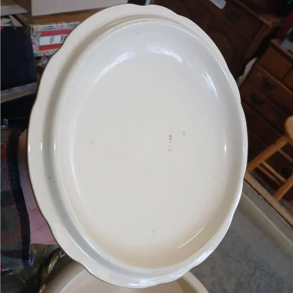 VTG Franciscan "Dessert Rose" Casserole Vegetable Dish w / Lid Exc. Chip Free - Picture 5 of 5